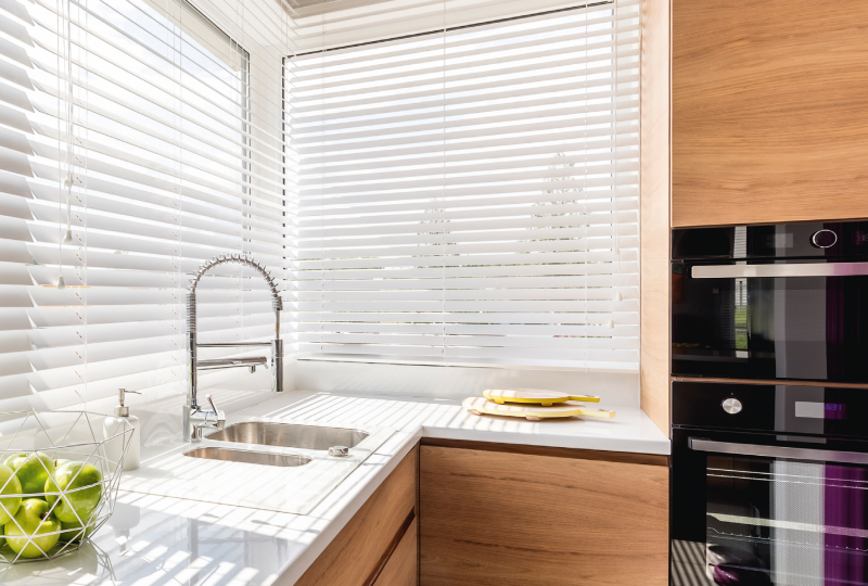 Monsieur Store : Une histoire humaine