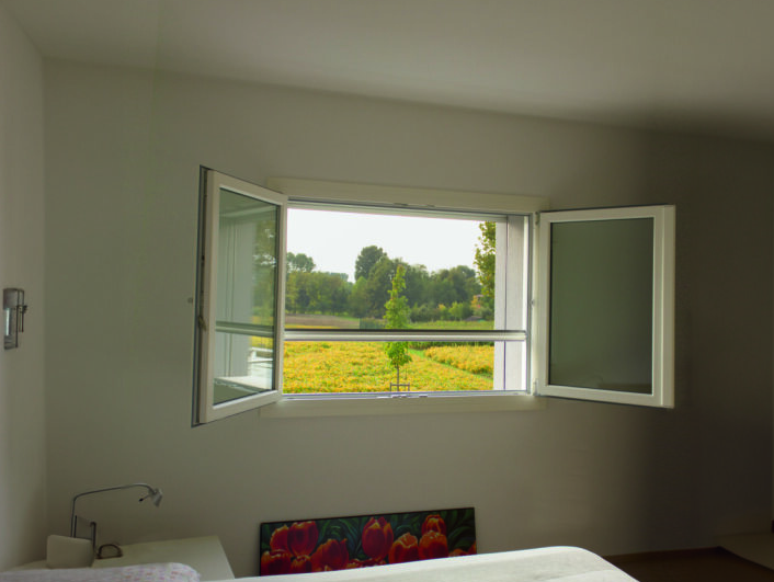 <p>ENROULABLE VERTICALE</p>
